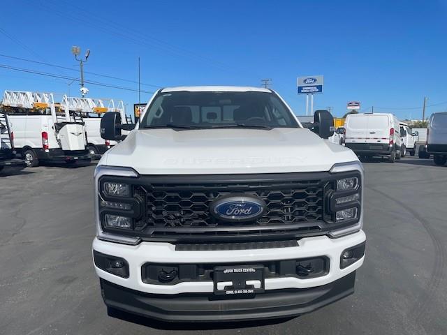 2025 Ford F-250-8