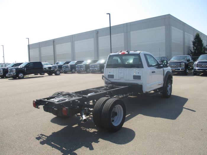 2024 Ford F-550-4