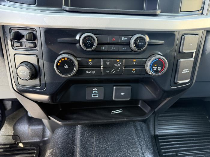 2025 Ford F-250-34