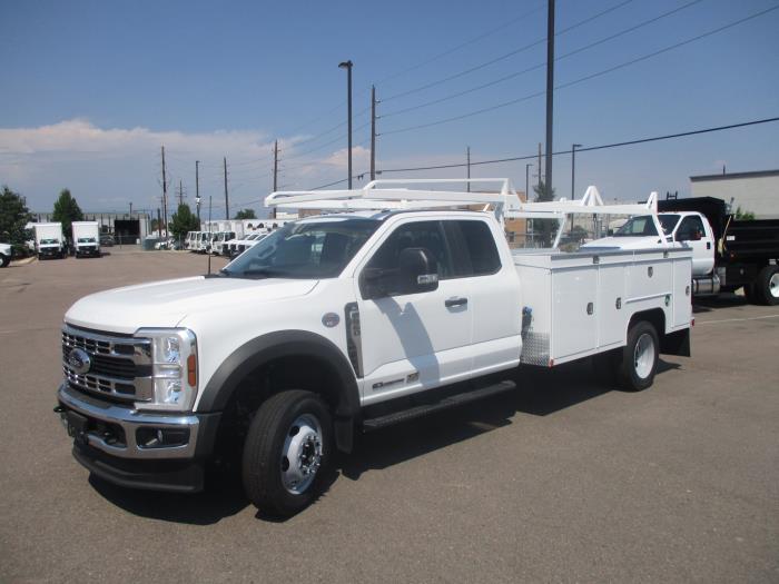 2025 Ford F-550-1