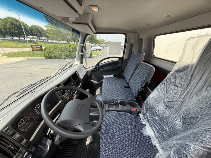 2025 Isuzu NPR-HD-17