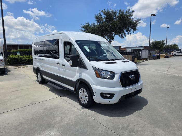 2025 Ford Transit-350-3