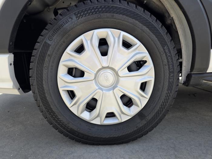 2025 Ford Transit-350-11