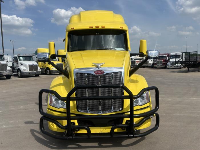 2024 Peterbilt 579-8