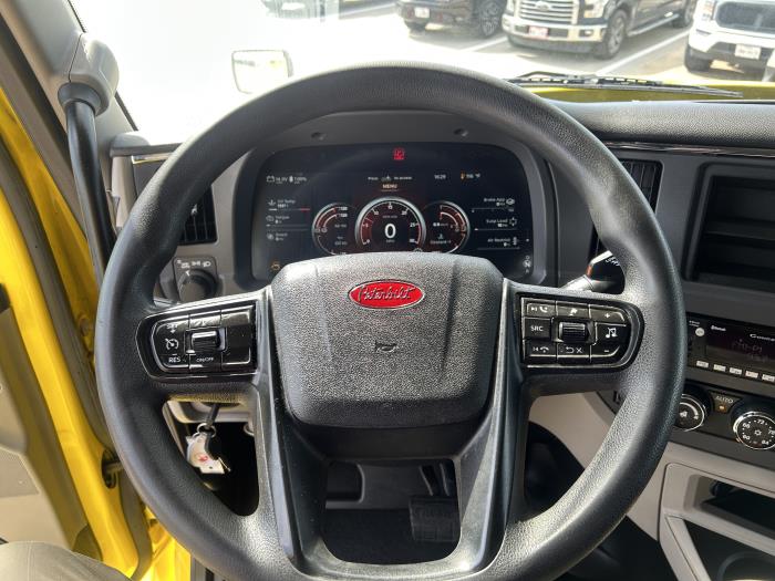 2024 Peterbilt 579-38
