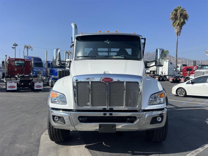 2026 Peterbilt 548-2