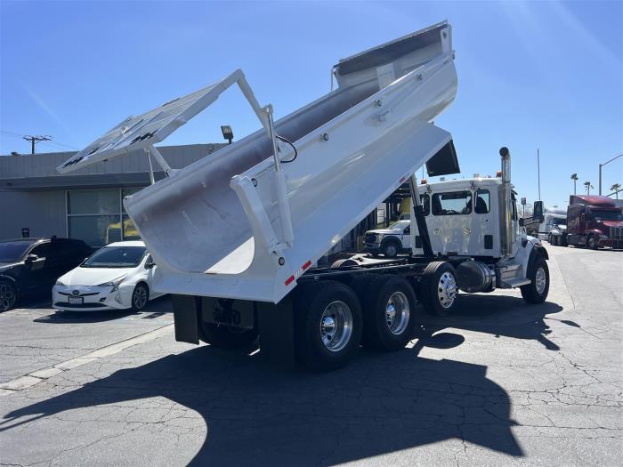 2026 Peterbilt 548-29
