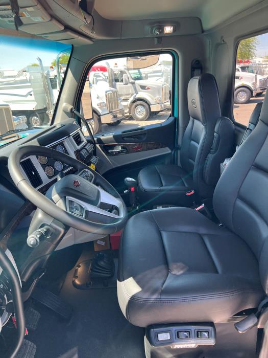 2026 Peterbilt 589-10