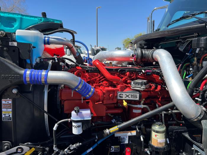 2026 Peterbilt 589-15
