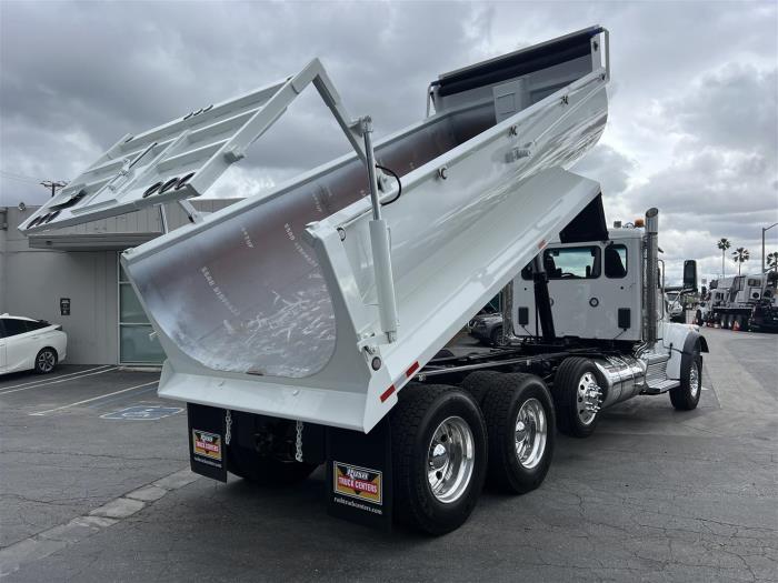2026 Peterbilt 567-27