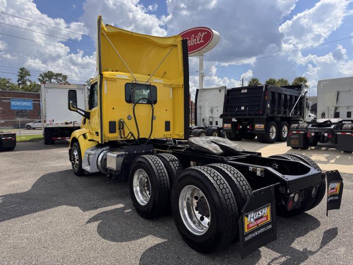 2021 Peterbilt 579-2