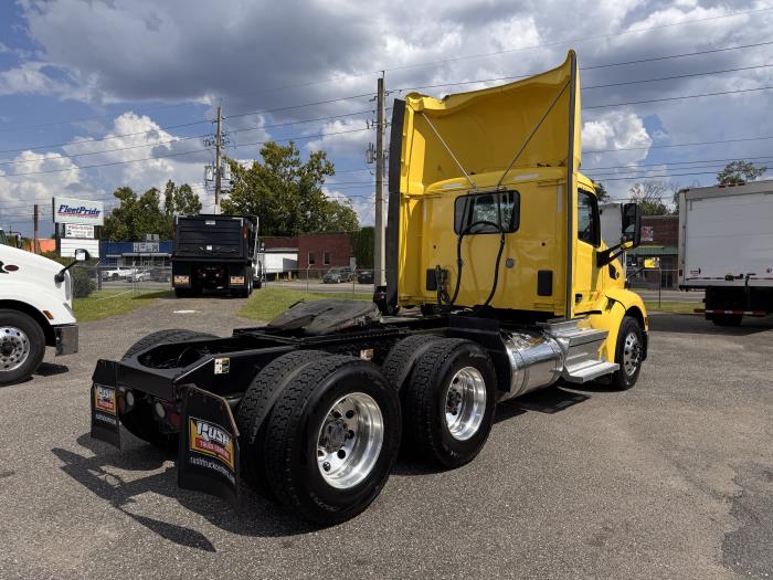 2021 Peterbilt 579-4