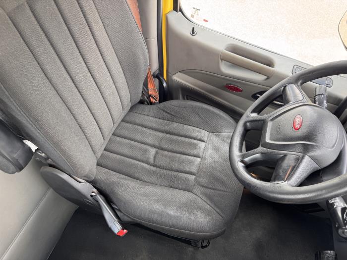 2021 Peterbilt 579-15