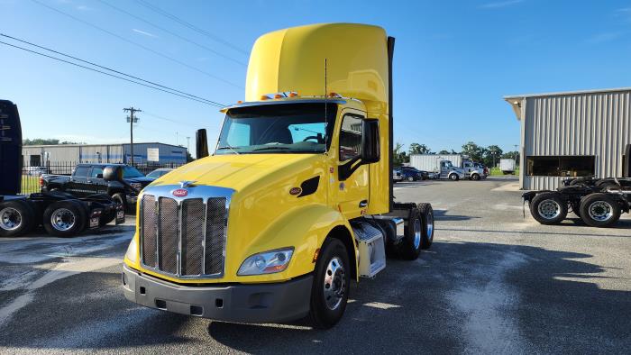 2021 Peterbilt 579-1