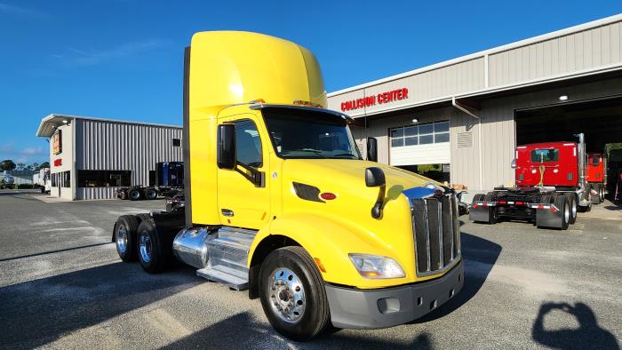 2021 Peterbilt 579-7
