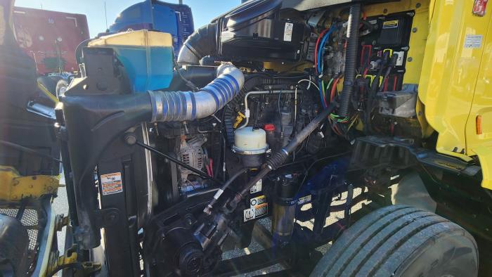 2021 Peterbilt 579-15