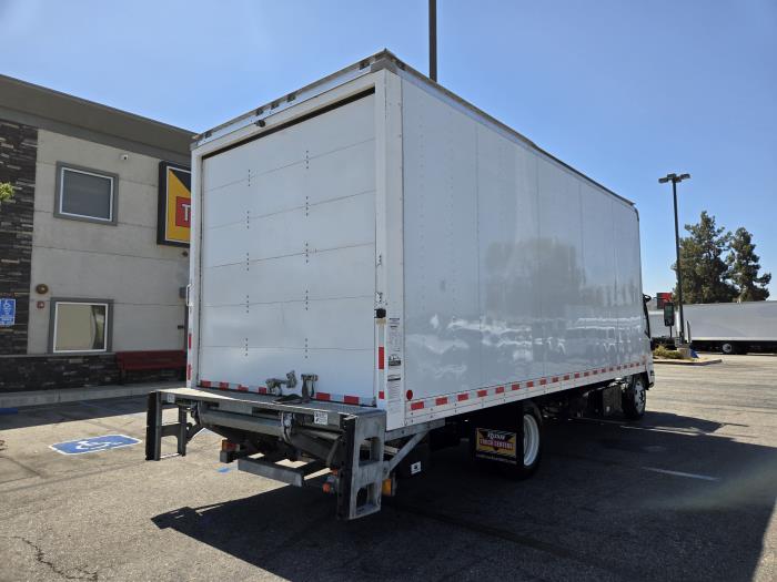 2020 Isuzu NPR-XD-8