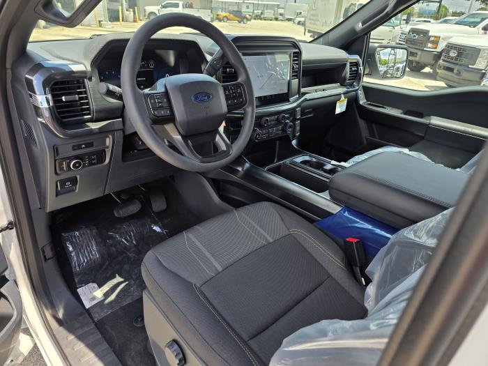 2025 Ford F-150-14