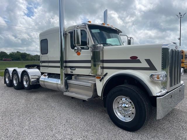 2026 Peterbilt 589-3
