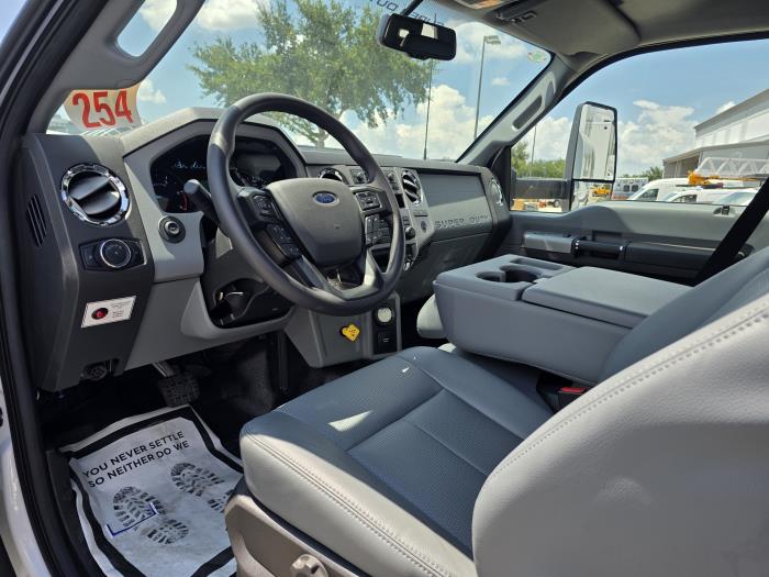2025 Ford F-750-20