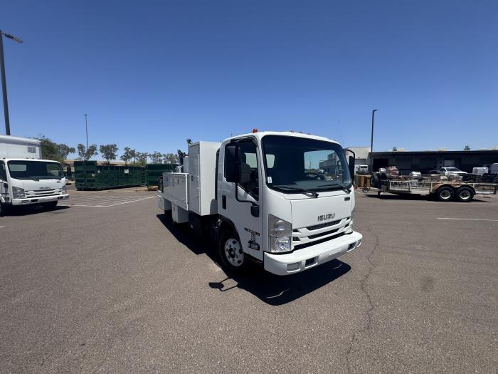2022 Isuzu NPR-HD-11