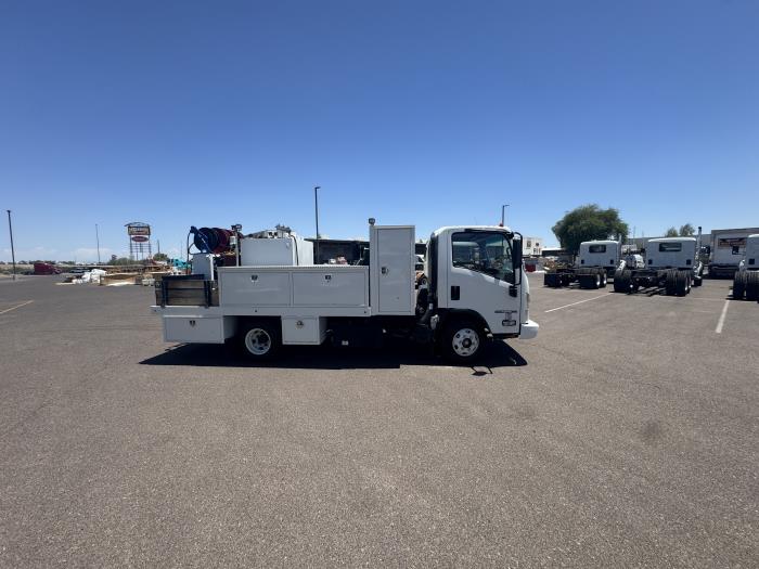 2022 Isuzu NPR-HD-10