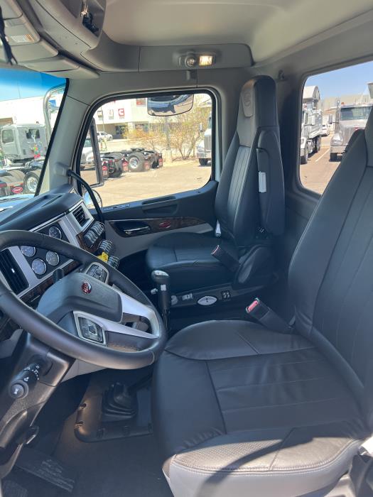 2026 Peterbilt 589-10