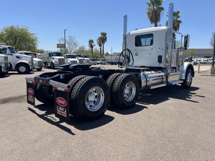 2026 Peterbilt 589-6