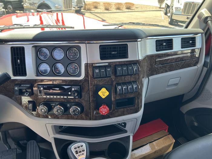 2026 Peterbilt 589-15
