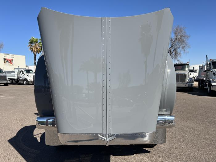 2026 Peterbilt 589-11