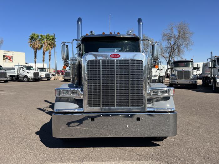 2026 Peterbilt 589-10