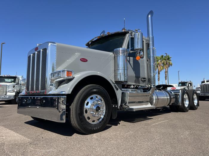 2026 Peterbilt 589-1