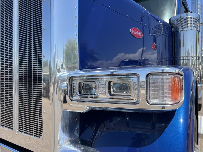 2026 Peterbilt 589-10