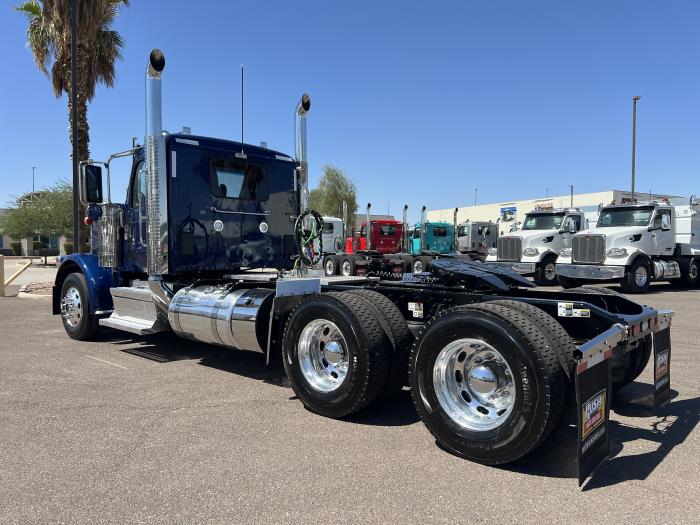 2026 Peterbilt 589-4