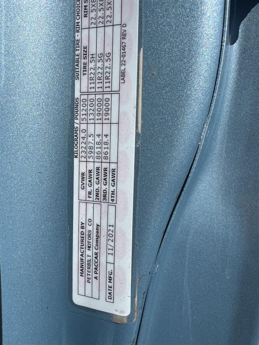 2022 Peterbilt 567-8