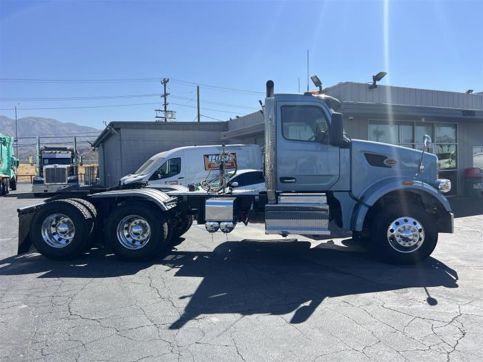 2022 Peterbilt 567-11