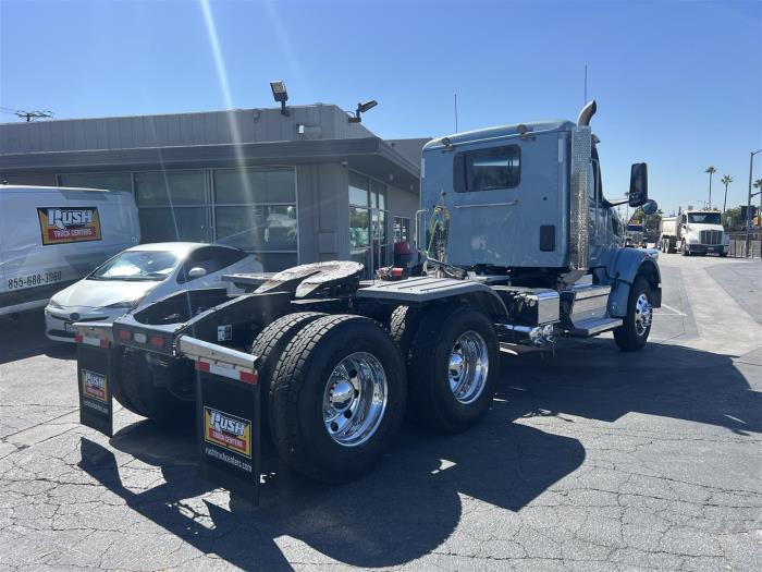 2022 Peterbilt 567-12