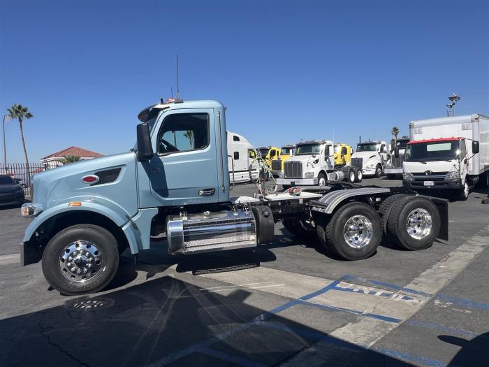 2022 Peterbilt 567-15