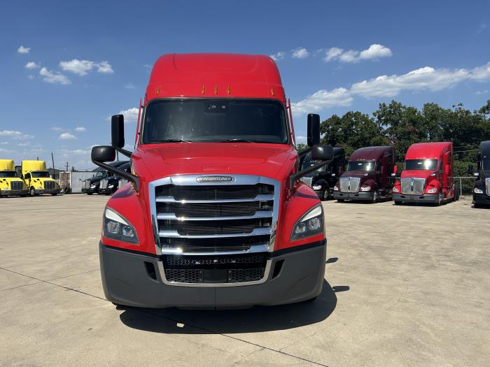 2022 Freightliner Cascadia-3