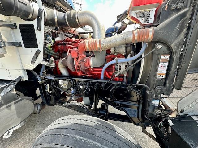 2023 Kenworth W900-13
