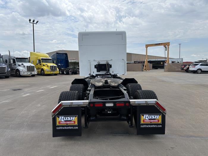 2023 Peterbilt 579-4