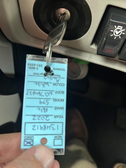 2022 Peterbilt 579-41