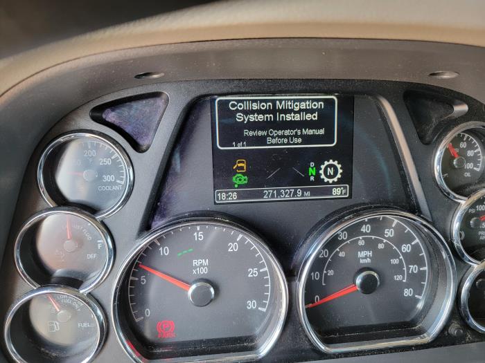 2021 Peterbilt 579-15