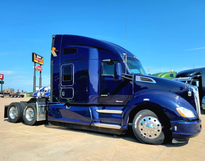 2020 Kenworth T680-2