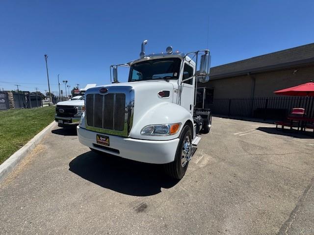 2019 Peterbilt 337-1