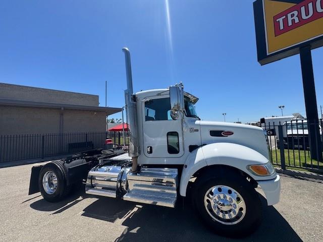 2019 Peterbilt 337-4