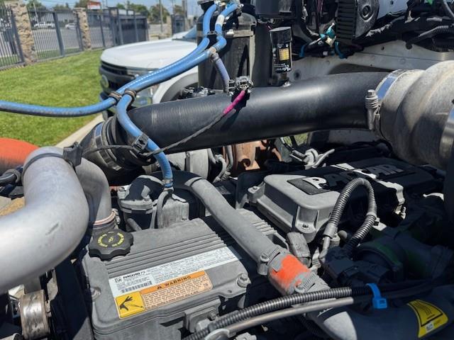 2019 Peterbilt 337-10