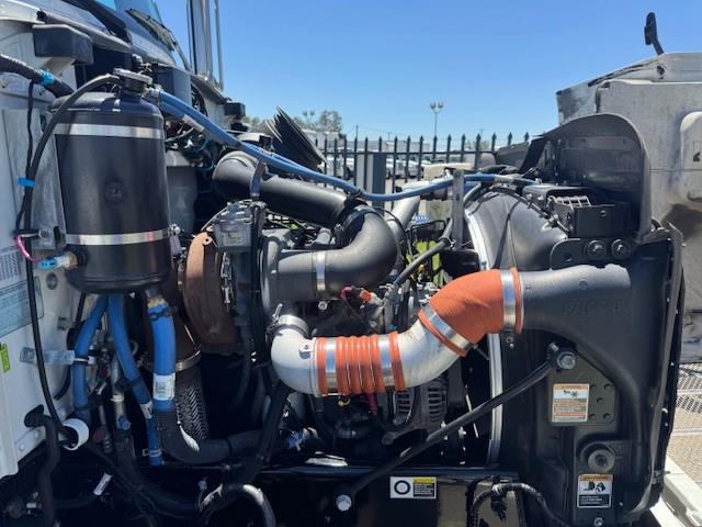 2019 Peterbilt 337-11