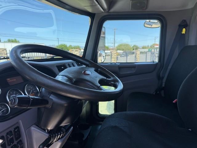 2019 Peterbilt 337-12