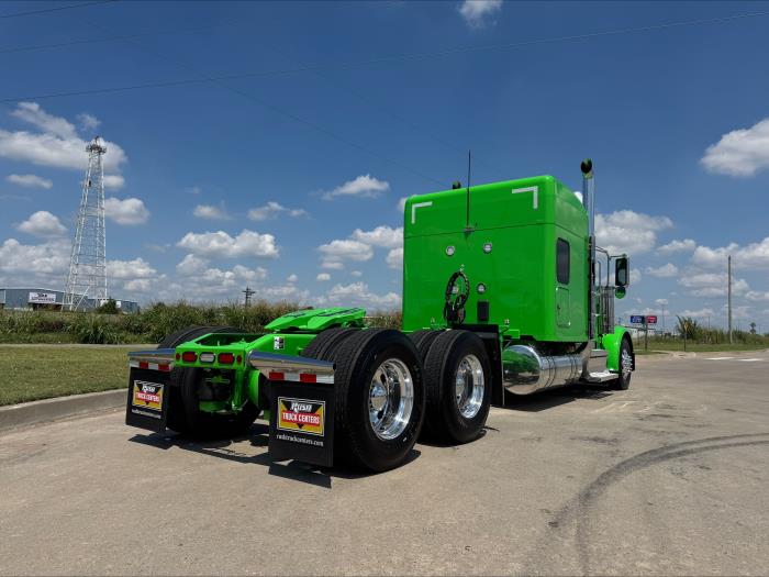 2026 Peterbilt 589-6